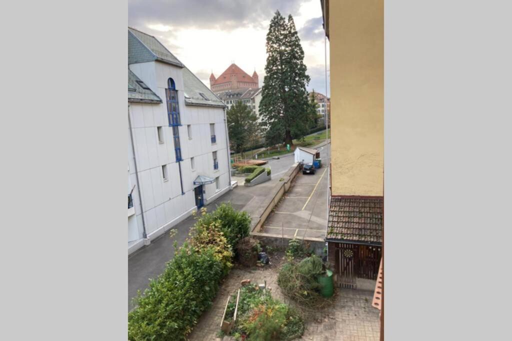 לוזאן Parking & Appartement 2 Pieces Sans Traffic מראה חיצוני תמונה